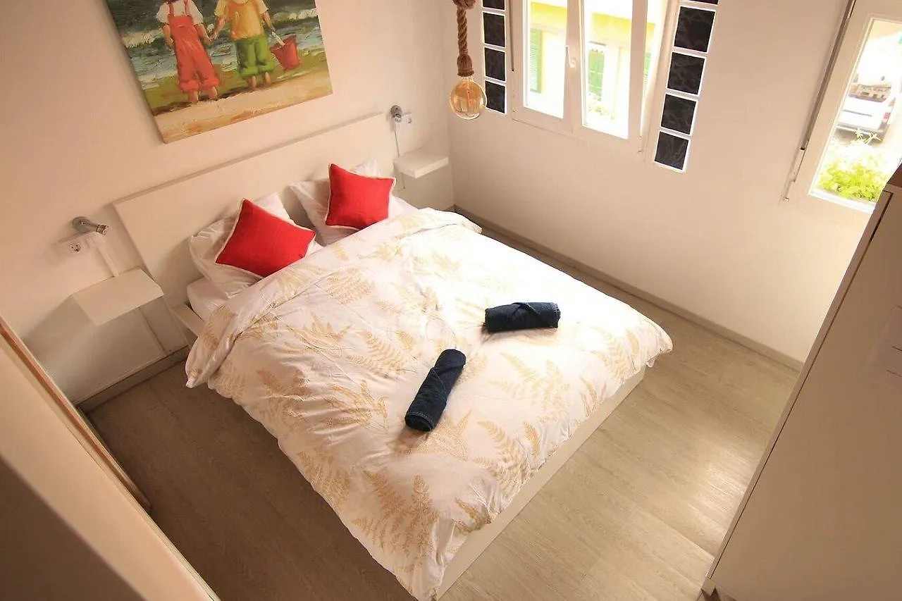Puerto Nest Hostel Puerto de la Cruz  Spanje